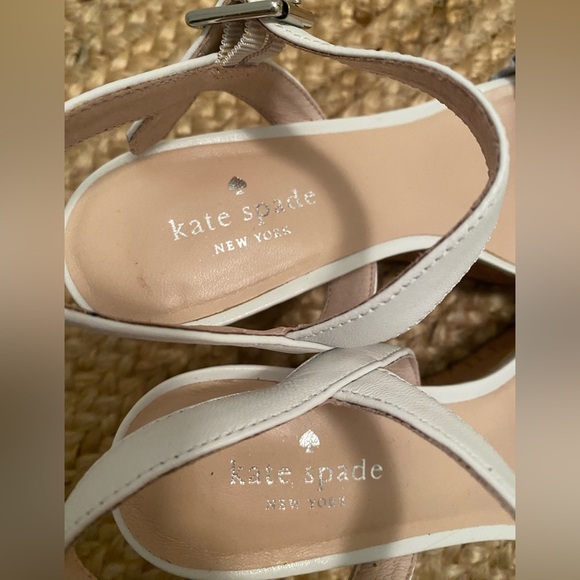 Kate Spade White Ruffle Leather Cork Wedge Heel Size 8 1/2 - Picture 10 of 12